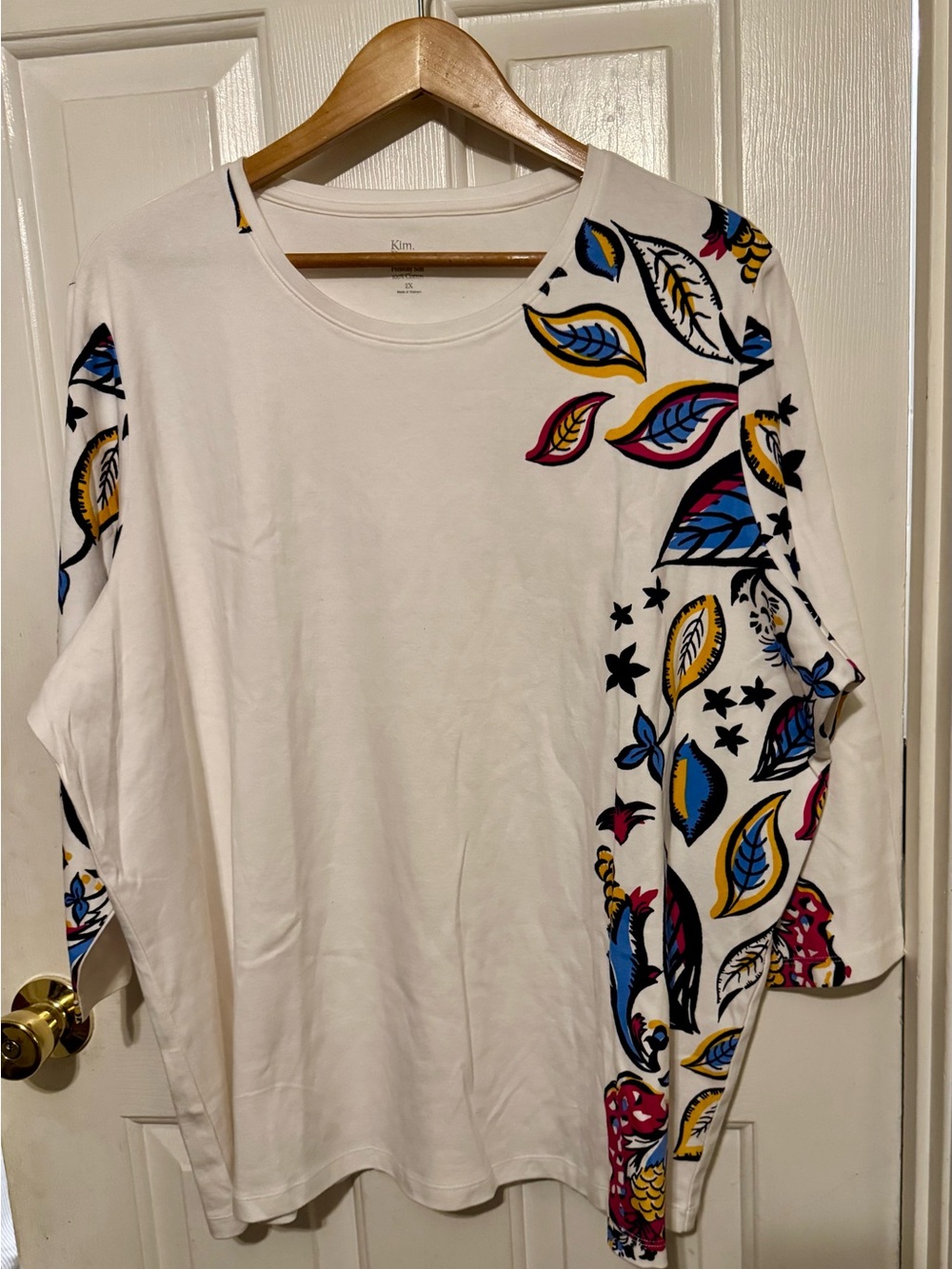 Kim Rogers White Long-Sleeve Tee with Multicolor Leaf Print